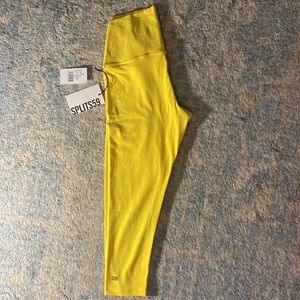 Brand new Splits59 High waist air weight crop
